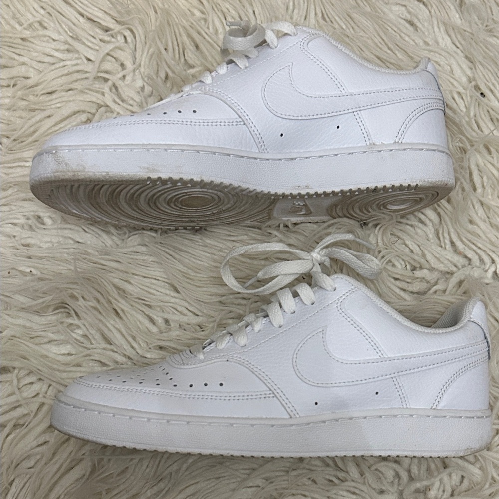 Women’s size 9 Nike Court Vision Low All-White Leather Sneakers - Picture 3 of 5